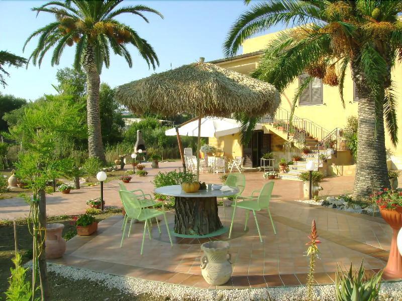 Villa Dei Giardini ซานเลโอเน ภายนอก รูปภาพ